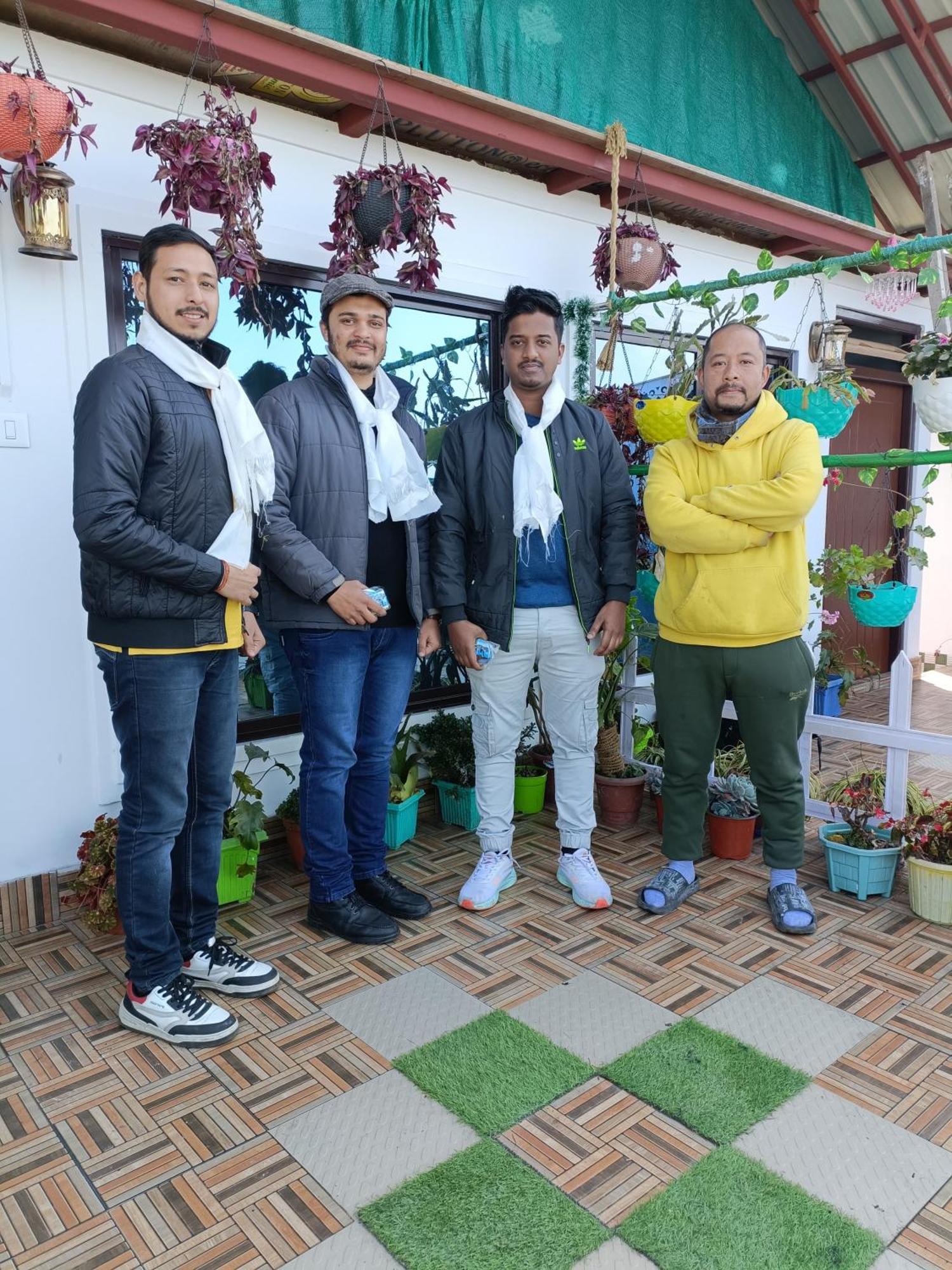The Sunset Nest Offbeat Homestay ดาร์จีลิง ภายนอก รูปภาพ