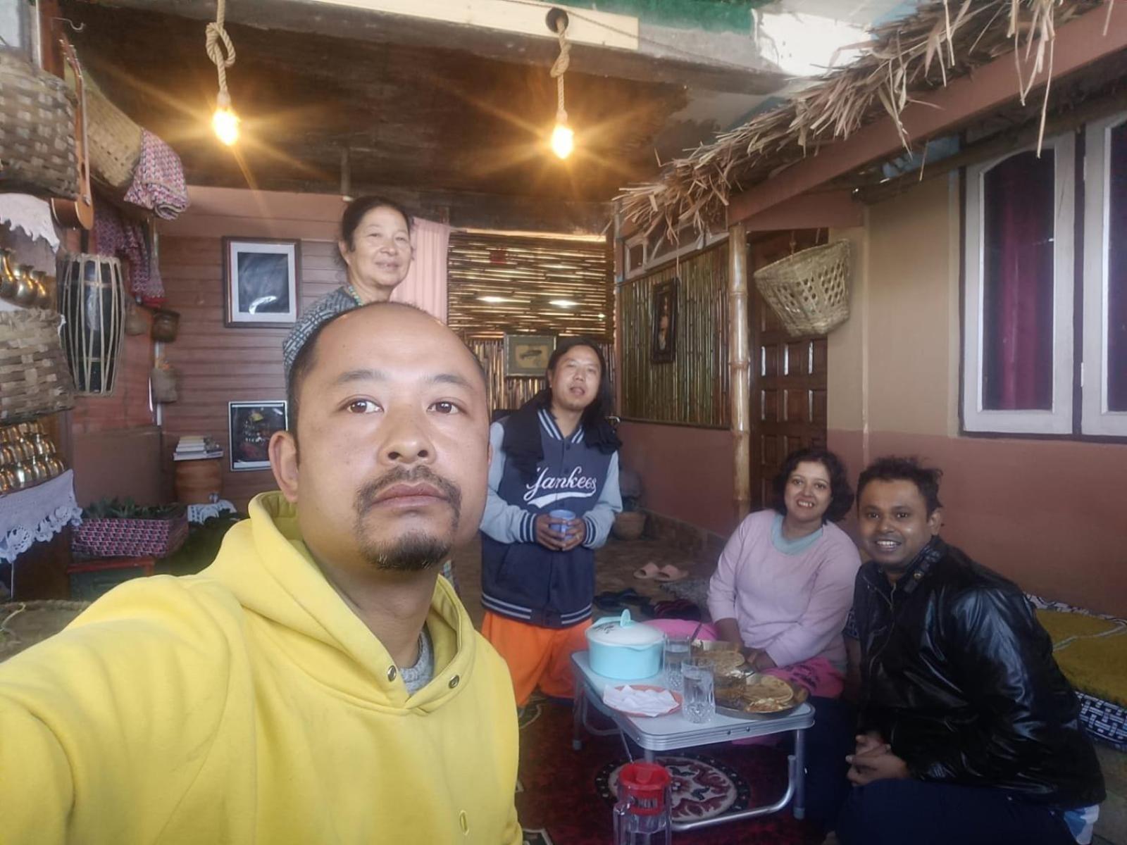The Sunset Nest Offbeat Homestay ดาร์จีลิง ภายนอก รูปภาพ
